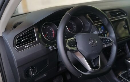 Volkswagen Tiguan II, 2021 год, 3 136 000 рублей, 9 фотография