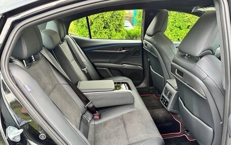 Toyota Camry, 2026 год, 3 900 000 рублей, 6 фотография