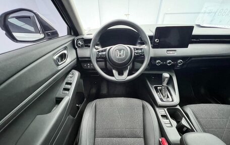 Honda Vezel, 2023 год, 1 390 000 рублей, 14 фотография