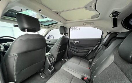 Honda Vezel, 2023 год, 1 390 000 рублей, 10 фотография
