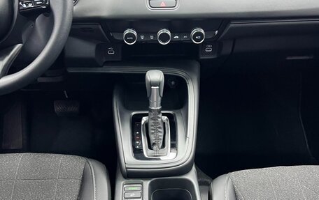 Honda Vezel, 2023 год, 1 390 000 рублей, 18 фотография