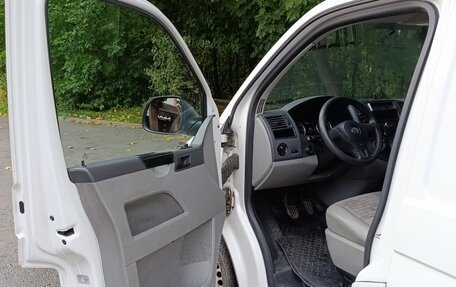 Volkswagen Transporter T5 рестайлинг, 2010 год, 1 200 000 рублей, 5 фотография