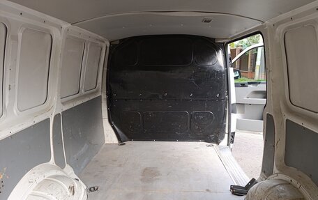 Volkswagen Transporter T5 рестайлинг, 2010 год, 1 200 000 рублей, 16 фотография