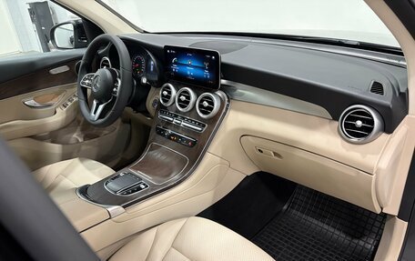 Mercedes-Benz GLC, 2021 год, 3 990 000 рублей, 26 фотография