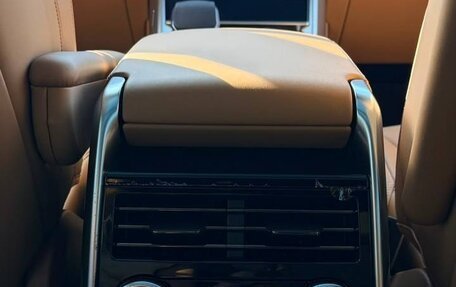 Land Rover Range Rover IV рестайлинг, 2026 год, 22 100 000 рублей, 20 фотография