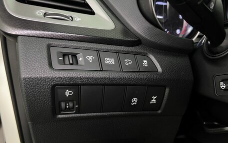 Hyundai Santa Fe III рестайлинг, 2016 год, 1 999 000 рублей, 18 фотография
