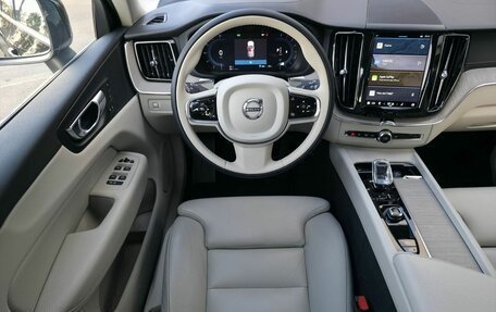 Volvo XC60 II, 2021 год, 4 250 000 рублей, 10 фотография