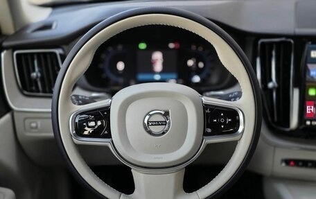 Volvo XC60 II, 2021 год, 4 250 000 рублей, 11 фотография
