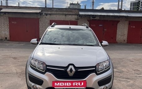 Renault Sandero II рестайлинг, 2016 год, 950 000 рублей, 2 фотография