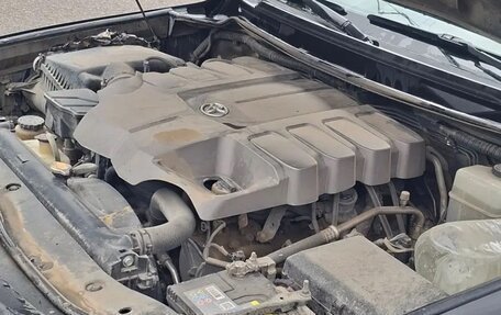 Toyota Land Cruiser 200, 2012 год, 2 393 000 рублей, 4 фотография