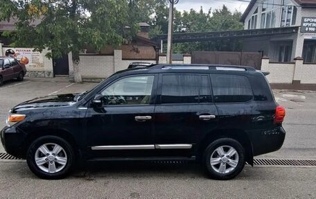 Toyota Land Cruiser 200, 2012 год, 2 393 000 рублей, 12 фотография