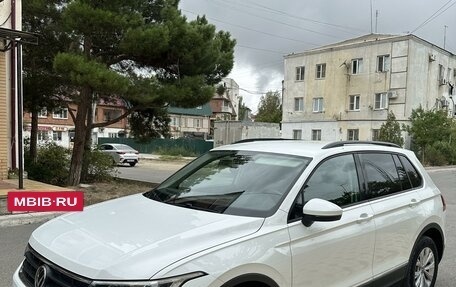 Volkswagen Tiguan II, 2020 год, 2 050 000 рублей, 3 фотография