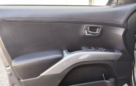Mitsubishi Outlander III рестайлинг 3, 2011 год, 1 200 000 рублей, 19 фотография