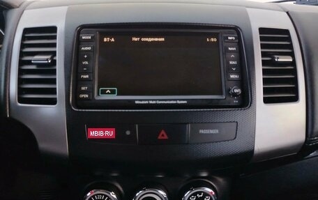 Mitsubishi Outlander III рестайлинг 3, 2011 год, 1 200 000 рублей, 17 фотография