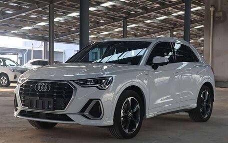 Audi Q3, 2023 год, 2 250 000 рублей, 1 фотография
