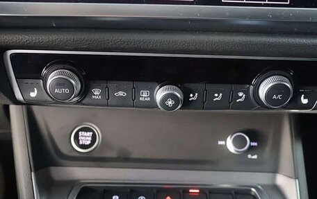 Audi Q3, 2023 год, 2 250 000 рублей, 13 фотография