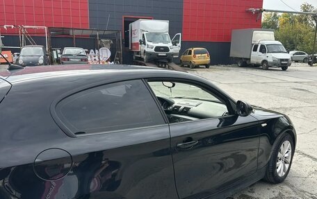 BMW 1 серия, 2011 год, 735 000 рублей, 6 фотография