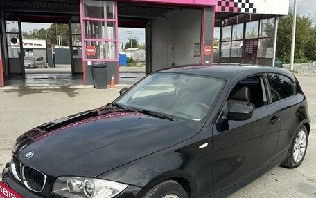 BMW 1 серия, 2011 год, 735 000 рублей, 2 фотография