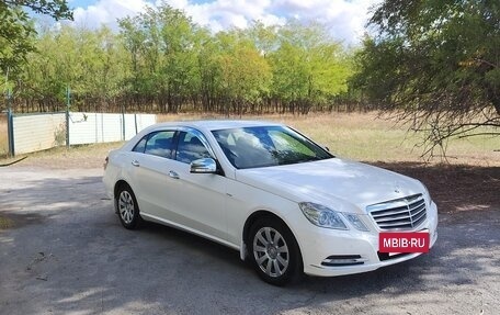 Mercedes-Benz E-Класс, 2012 год, 2 500 000 рублей, 4 фотография