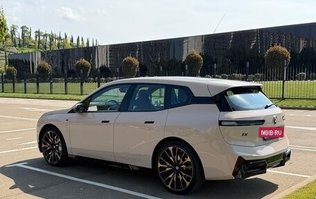 BMW iX, 2022 год, 13 300 000 рублей, 2 фотография