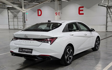 Hyundai Elantra, 2022 год, 2 350 000 рублей, 6 фотография