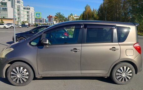Toyota Ractis I, 2006 год, 550 000 рублей, 3 фотография