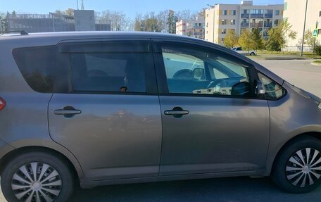 Toyota Ractis I, 2006 год, 550 000 рублей, 7 фотография
