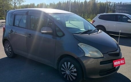 Toyota Ractis I, 2006 год, 550 000 рублей, 8 фотография