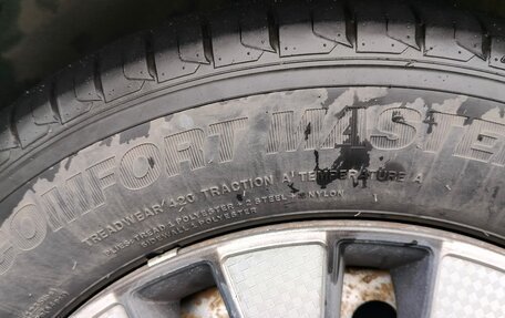 Toyota Ractis I, 2006 год, 550 000 рублей, 25 фотография
