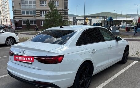 Audi A4, 2020 год, 2 999 999 рублей, 4 фотография