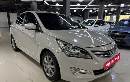Hyundai Solaris II рестайлинг, 2015 год, 1 139 000 рублей, 3 фотография
