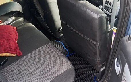 Renault Logan I, 2011 год, 550 000 рублей, 2 фотография