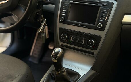 Skoda Octavia, 2012 год, 1 000 000 рублей, 17 фотография