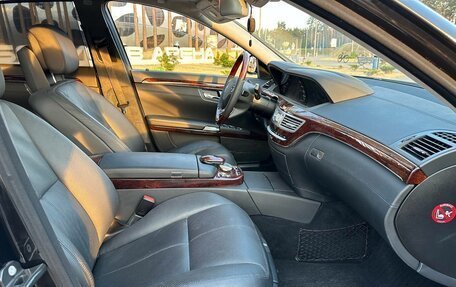 Mercedes-Benz S-Класс, 2007 год, 3 000 000 рублей, 21 фотография