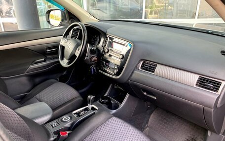 Mitsubishi Outlander III рестайлинг 3, 2012 год, 1 180 000 рублей, 4 фотография