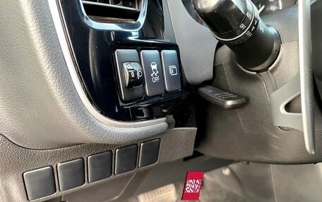 Mitsubishi Outlander III рестайлинг 3, 2012 год, 1 180 000 рублей, 6 фотография