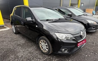 Renault Sandero II рестайлинг, 2020 год, 915 000 рублей, 1 фотография