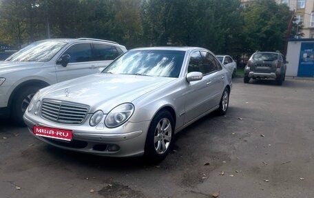 Mercedes-Benz E-Класс, 2003 год, 620 000 рублей, 1 фотография