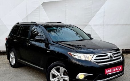 Toyota Highlander III, 2011 год, 2 850 000 рублей, 3 фотография