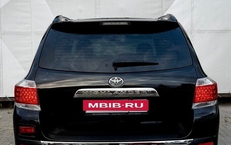 Toyota Highlander III, 2011 год, 2 850 000 рублей, 4 фотография