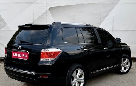 Toyota Highlander III, 2011 год, 2 850 000 рублей, 5 фотография