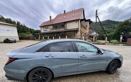 Hyundai Elantra, 2021 год, 2 200 000 рублей, 3 фотография