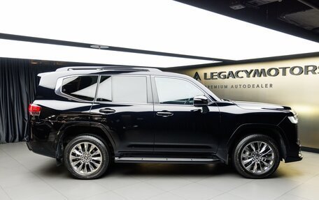 Toyota Land Cruiser, 2024 год, 14 900 000 рублей, 7 фотография