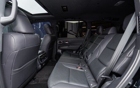 Toyota Land Cruiser, 2024 год, 14 900 000 рублей, 12 фотография