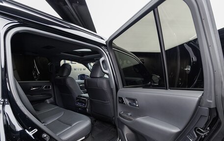 Toyota Land Cruiser, 2024 год, 14 900 000 рублей, 13 фотография