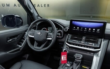 Toyota Land Cruiser, 2024 год, 14 900 000 рублей, 19 фотография