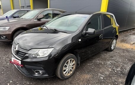 Renault Sandero II рестайлинг, 2020 год, 915 000 рублей, 2 фотография