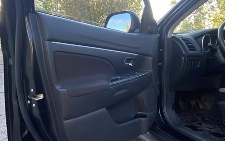 Mitsubishi ASX I рестайлинг, 2010 год, 1 000 000 рублей, 14 фотография