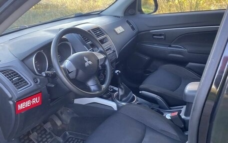 Mitsubishi ASX I рестайлинг, 2010 год, 1 000 000 рублей, 9 фотография