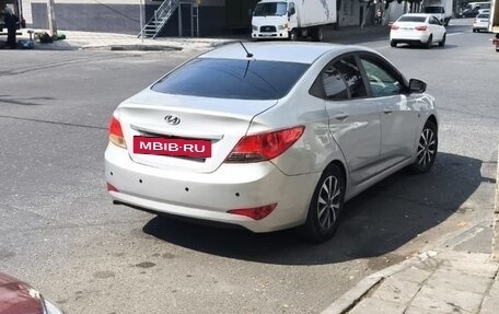 Hyundai Solaris II рестайлинг, 2012 год, 600 000 рублей, 2 фотография